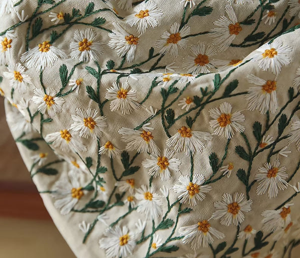 Embroidered Daisy Bonnet